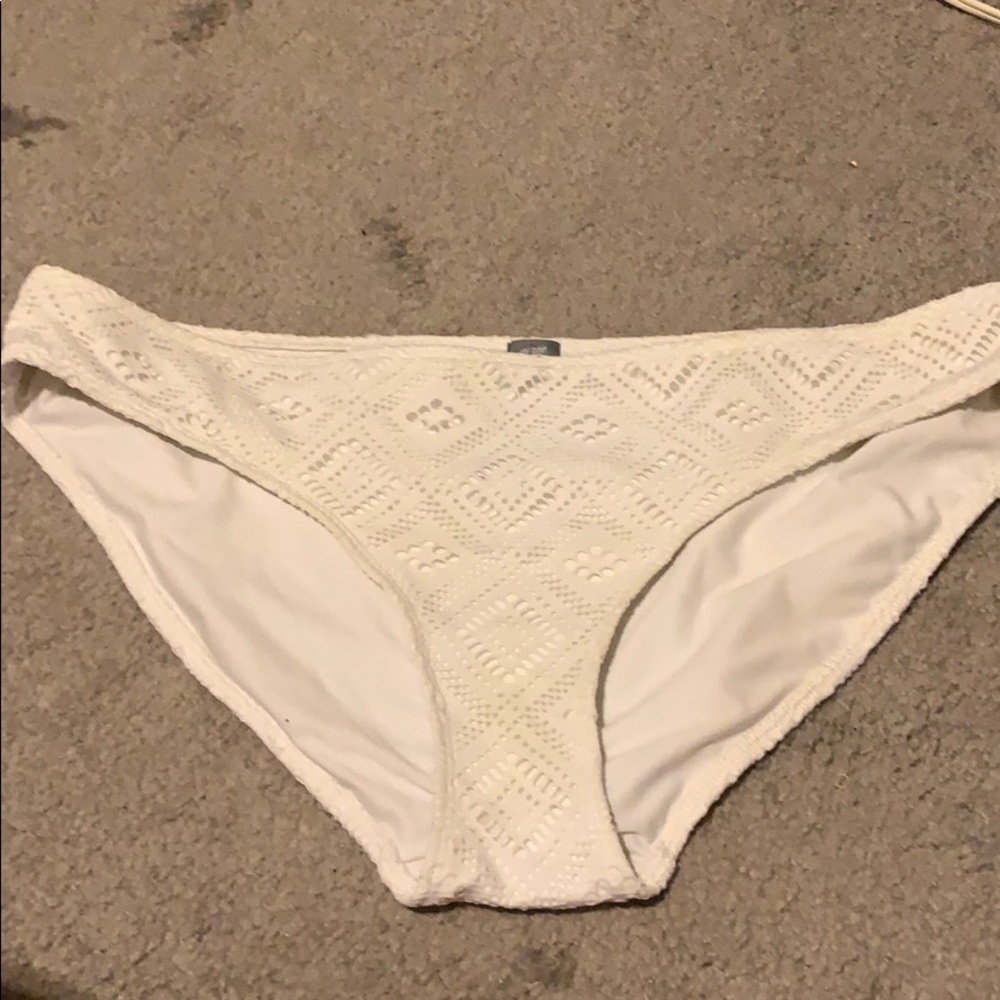 White lace bikini bottoms